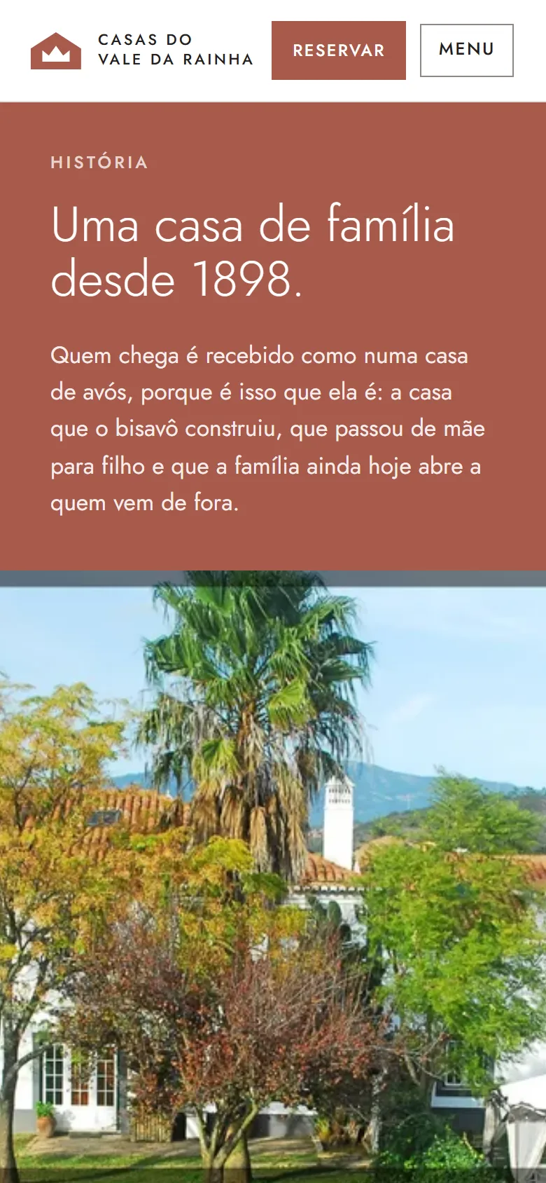 A página da história no telemóvel, com o título Uma casa de família desde 1898.